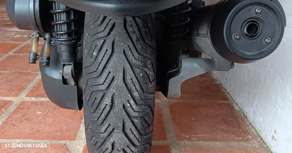 Yamaha X-Max X MAX 125 - 18