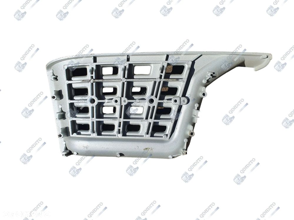 STOPIEŃ LEWY NAKŁADKA DAF 106 - 2