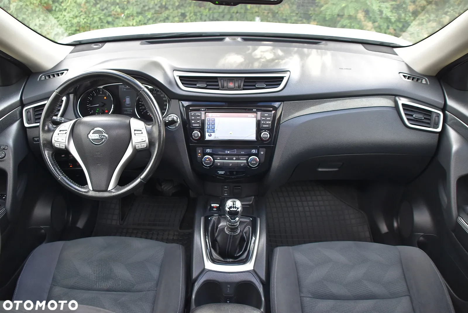 Nissan X-Trail - 24