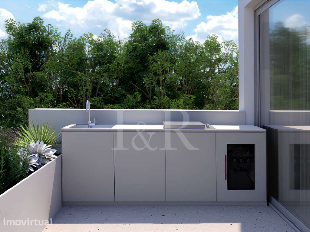 Villa T3+1 com piscina aquecida e áreas exteriores em Campo de Ourique - Grande imagem: 4/20