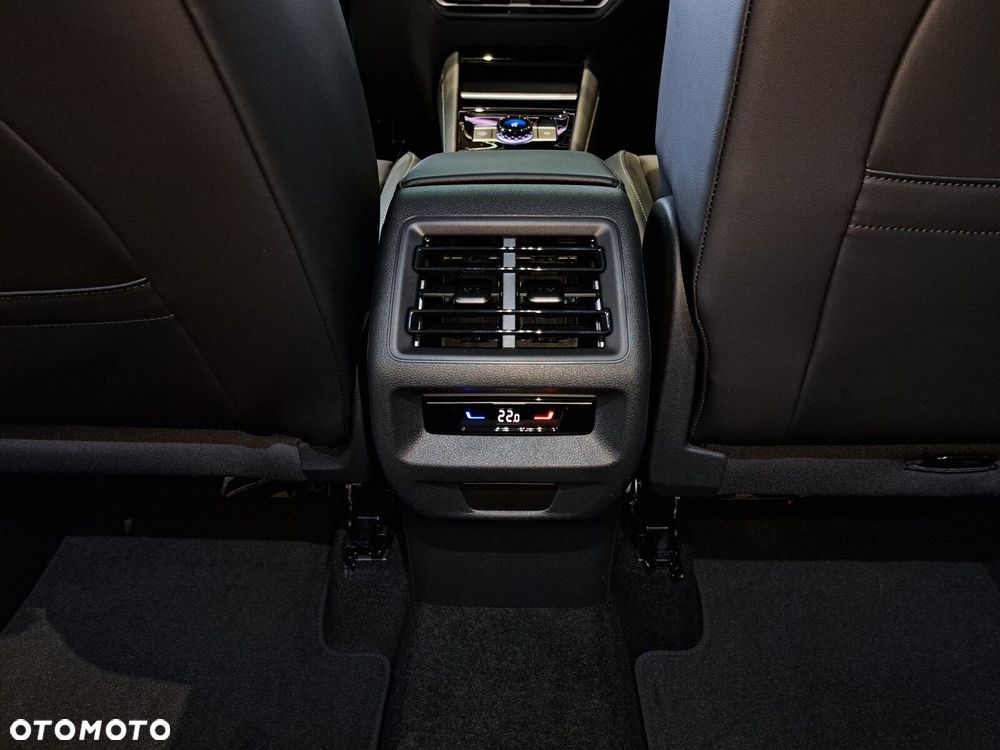 Volkswagen Tiguan 1.5 eHybrid PHEV 150kW Elegance DSG - 37