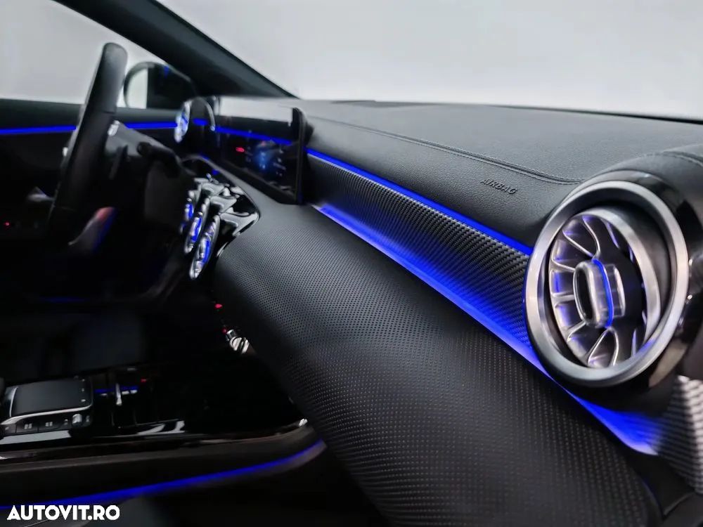 Mercedes-Benz CLA 180 d 7G-DCT - 7