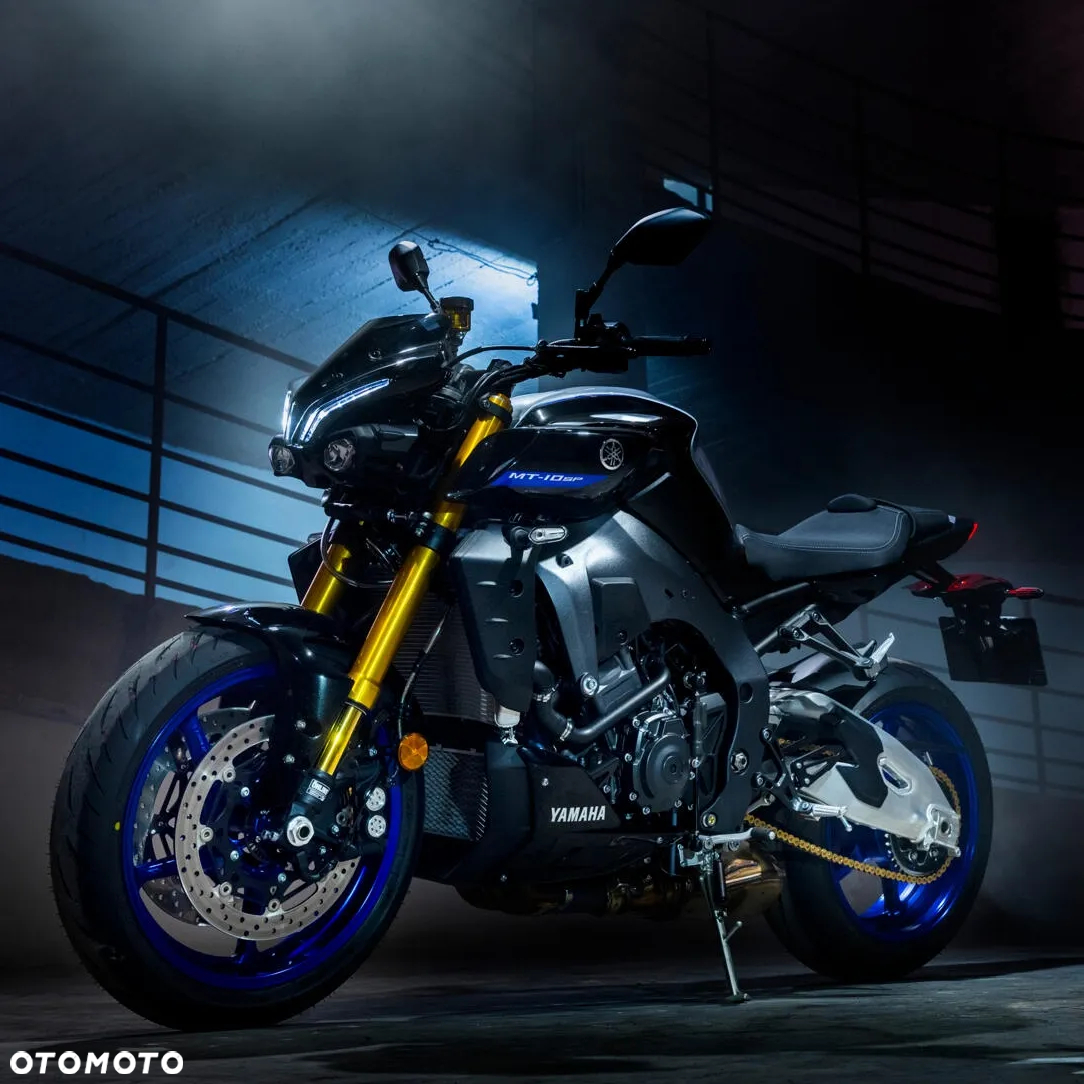 Yamaha MT - 8