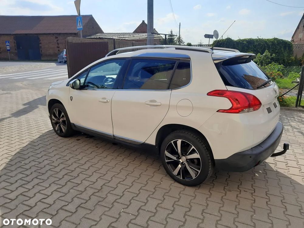 Peugeot 2008 - 13