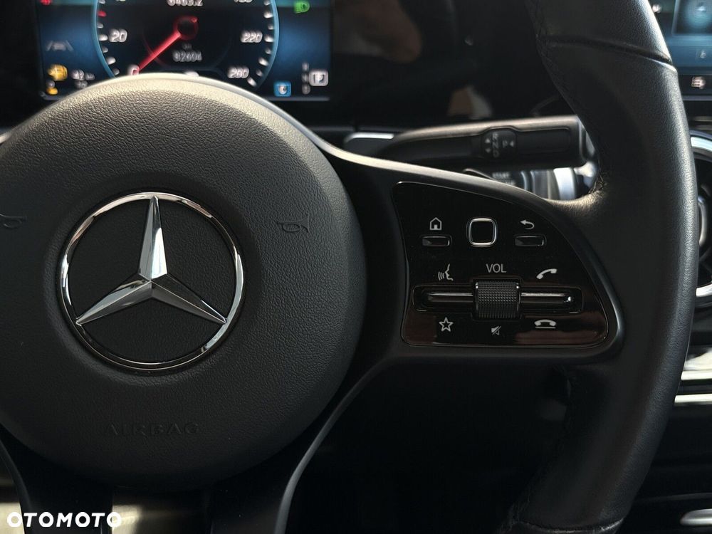 Mercedes-Benz GLB 200 7G-DCT - 18