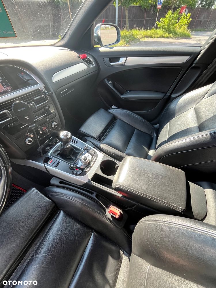 Audi A4 Avant 2.0 TDI ultra - 15