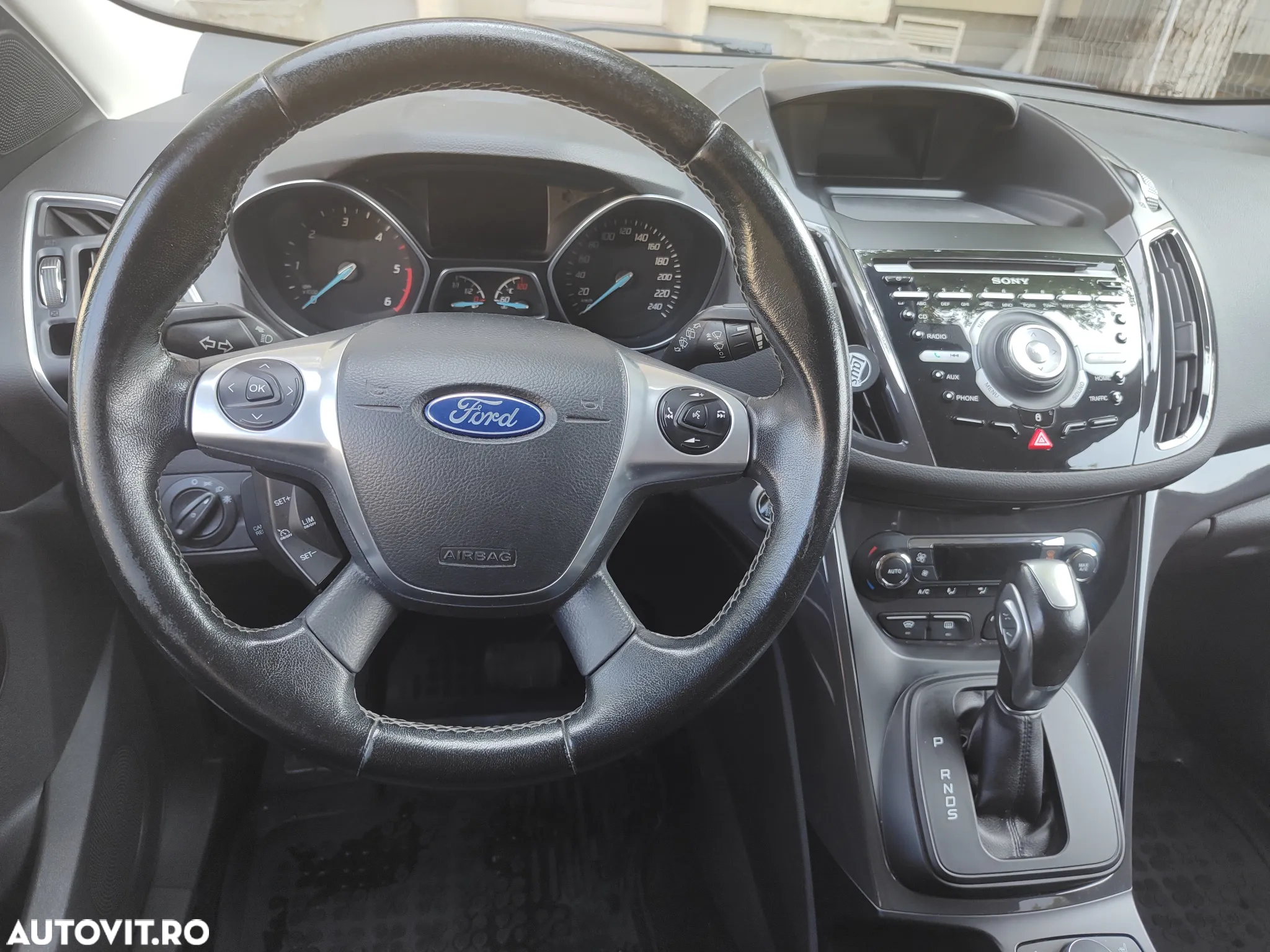 Ford Kuga 2.0 TDCi 4x4 Aut. Titanium - 9