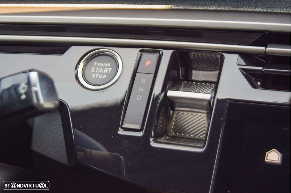 Peugeot E-3008 73 kWh GT - 18