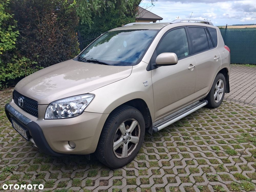 Toyota RAV4 2.2 D-4D Sol - 1