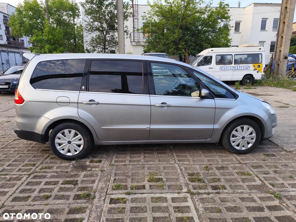 Ford Galaxy - 3