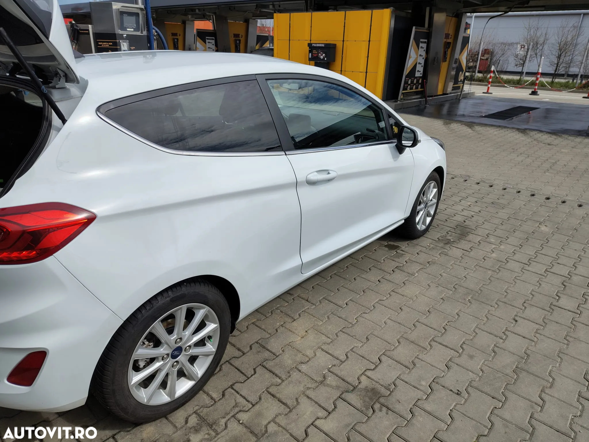 Ford Fiesta 1.0 EcoBoost Titanium - 6