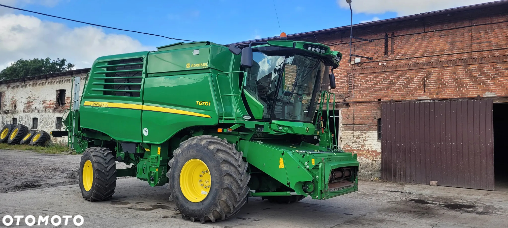 John Deere T670i - 5