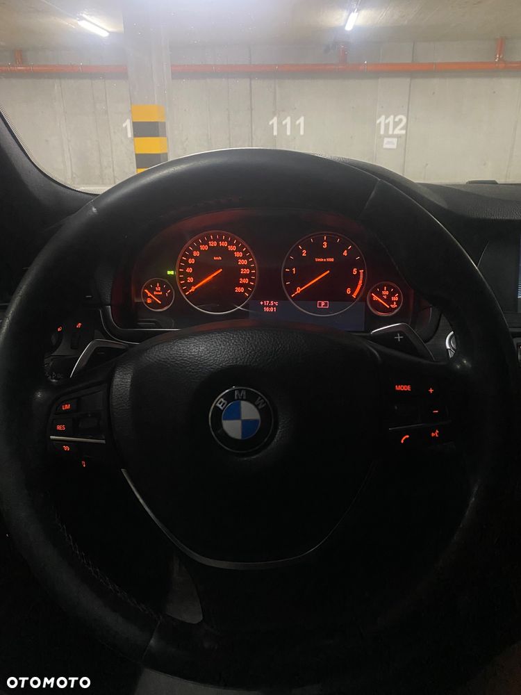 BMW Seria 5 520d - 10