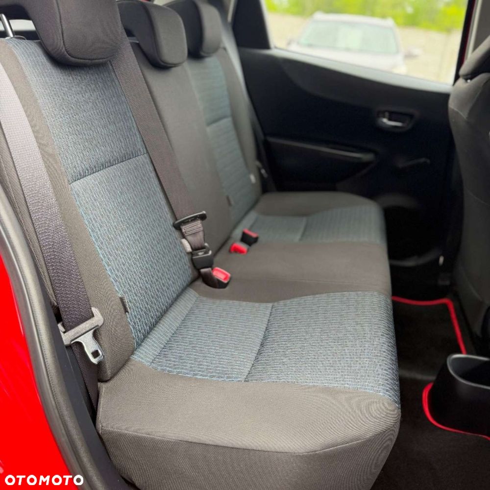 Toyota Yaris 1.33 Selection Platinum - 35
