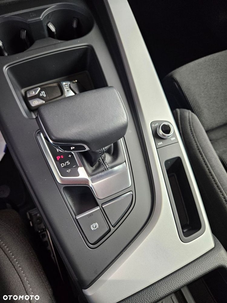 Audi A4 Avant 40 TFSI mHEV S Line S tronic - 26