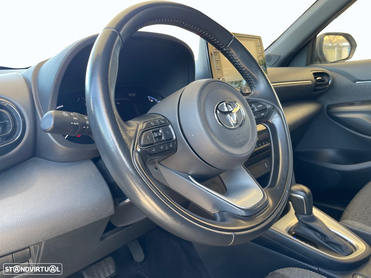 Toyota Yaris Cross - 12