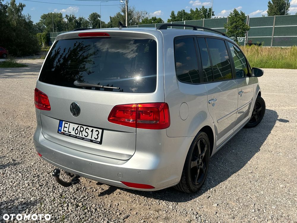 Volkswagen Touran - 2