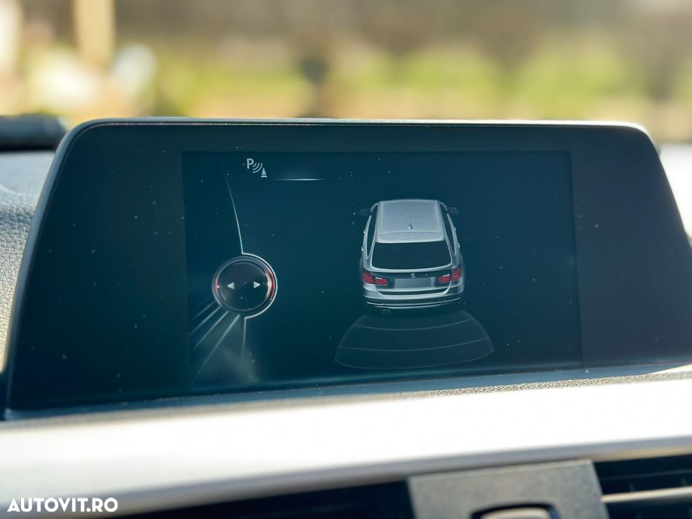 BMW Seria 3 318d Aut. - 39