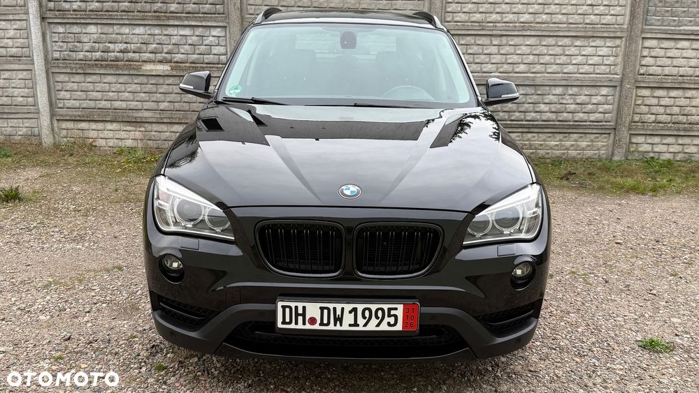 BMW X1 xDrive20d Sport Line - 30