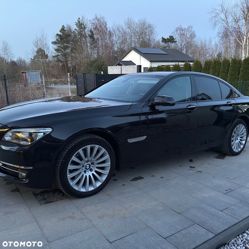 BMW Seria 7 - 2