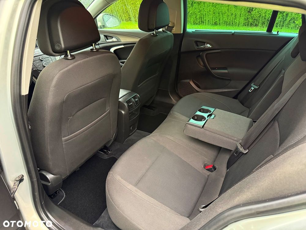 Opel Insignia 1.6 Design Edition - 22