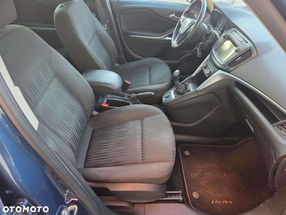 Opel Zafira 1.4 Turbo Business Innovation - 24