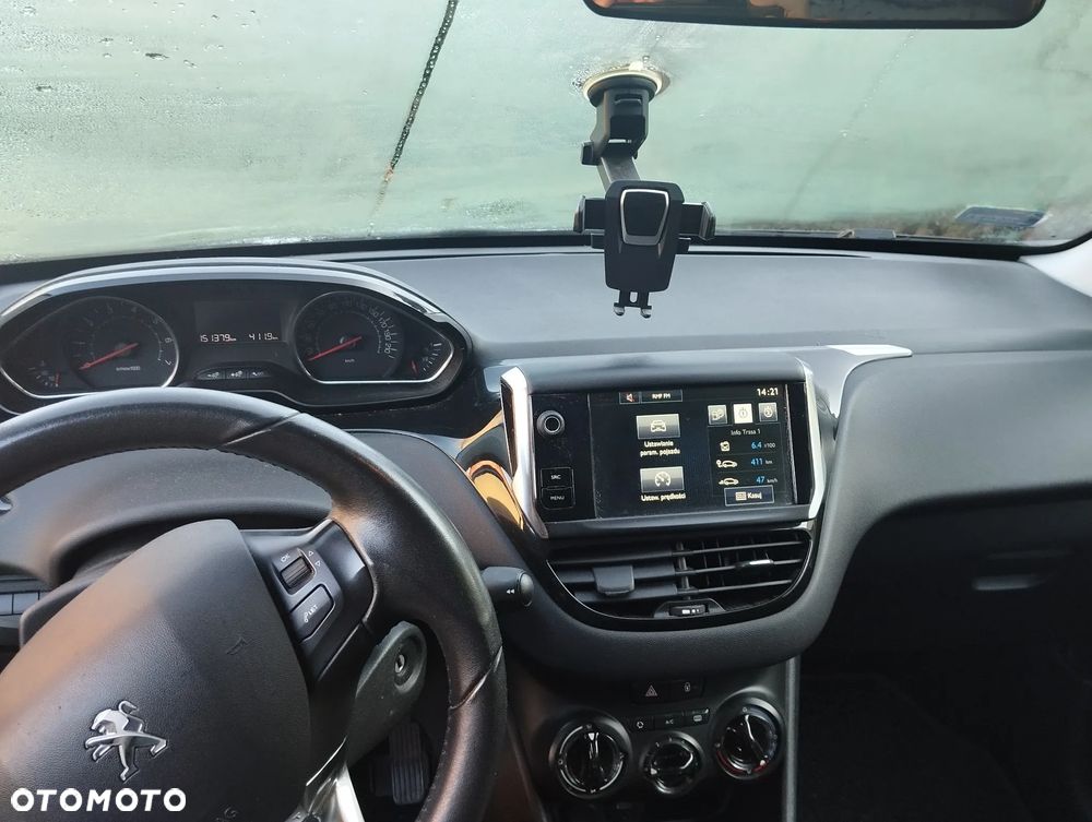 Peugeot 208 95 VTI Allure - 8