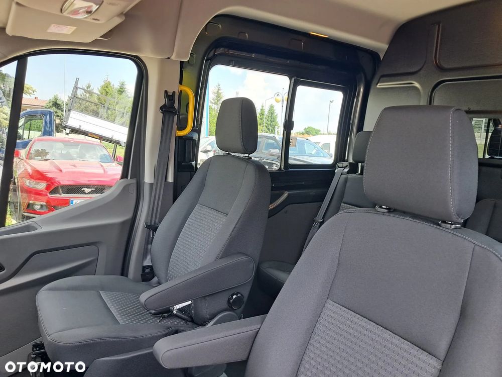 Ford Transit - 23