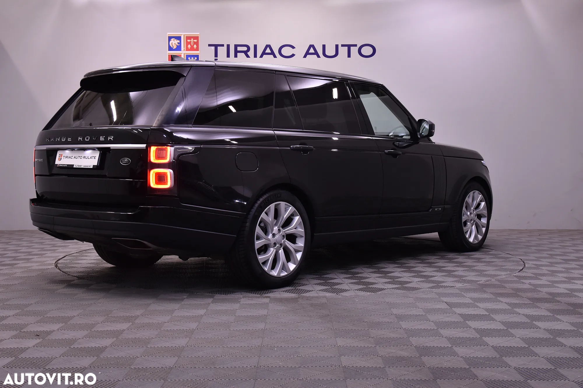 Land Rover Range Rover 3.0L SDV6 Vogue - 5