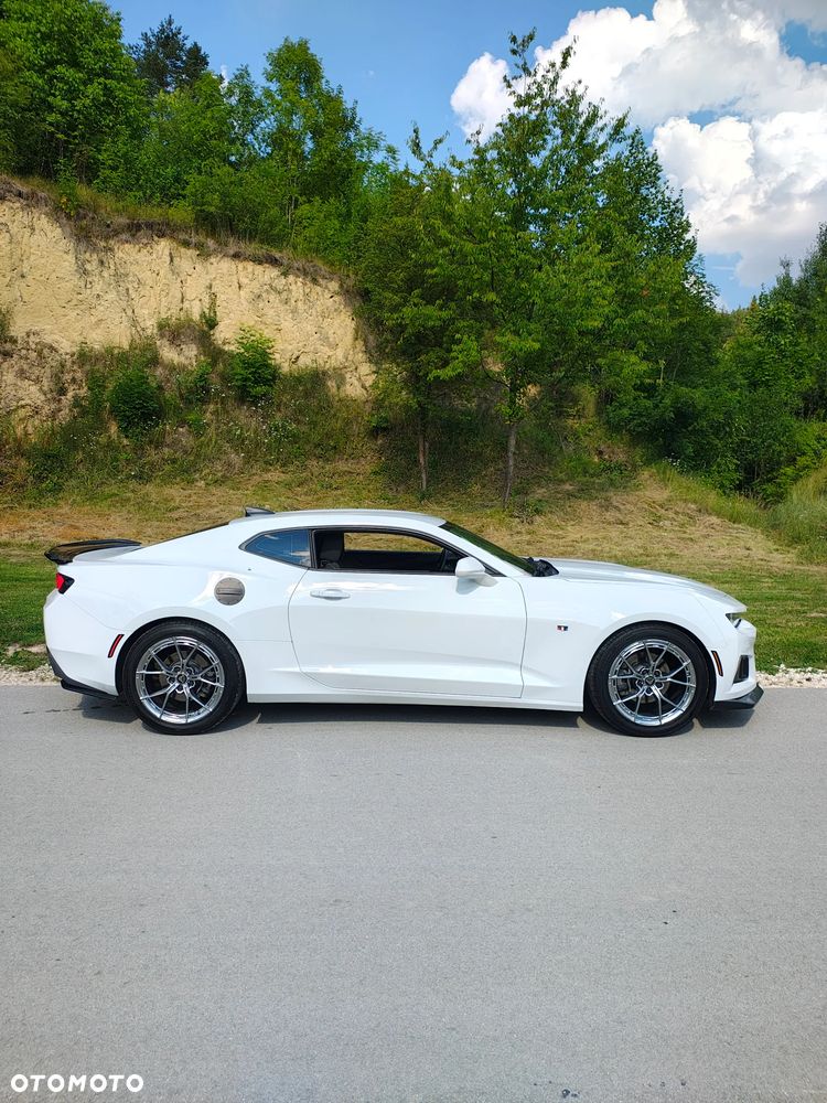 Chevrolet Camaro - 24