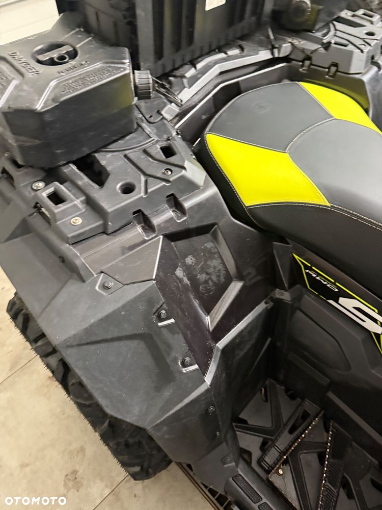 Polaris Sportsman - 12