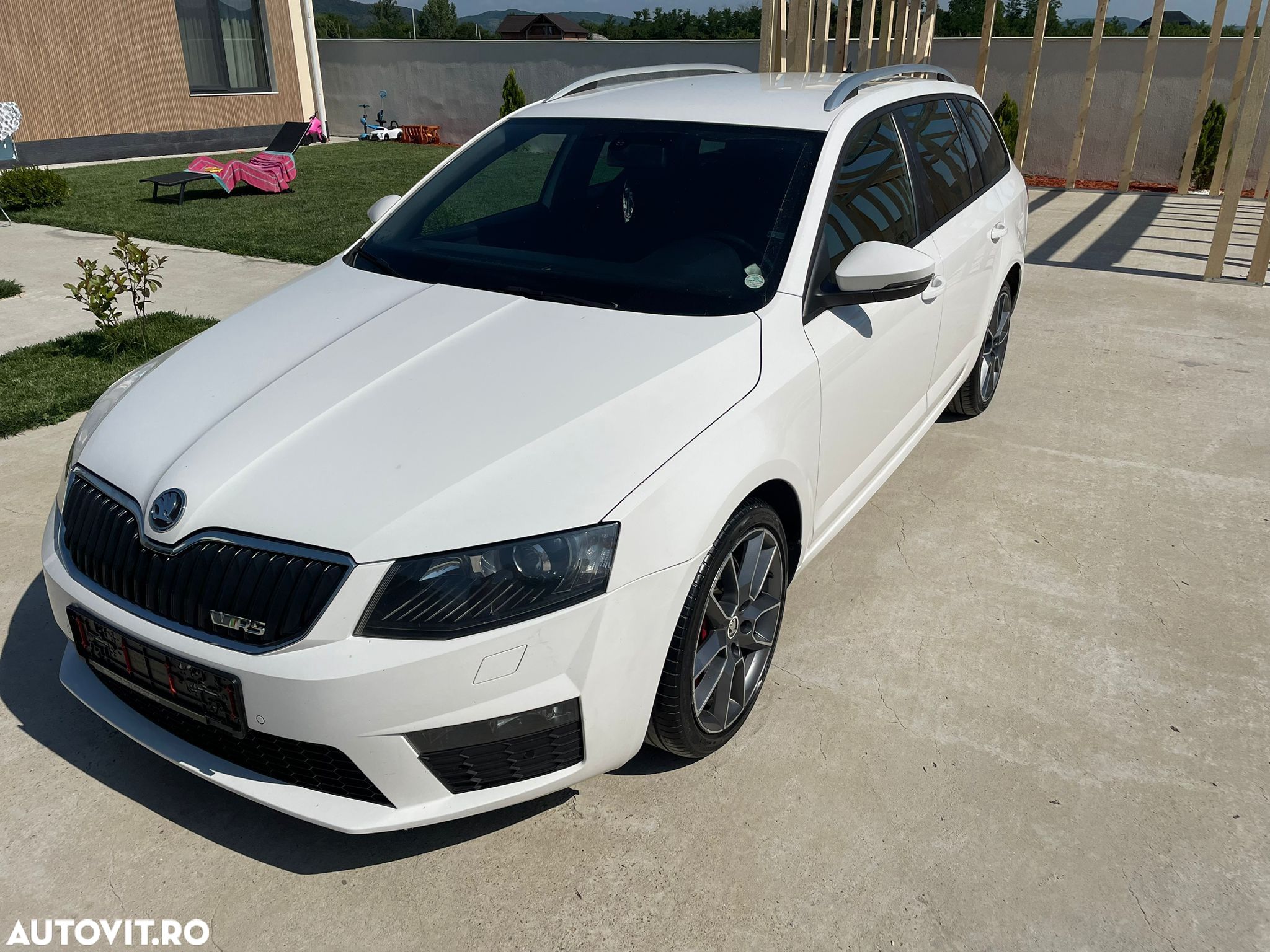 Skoda Octavia 2.0 TDI (Green tec) DSG RS - 1