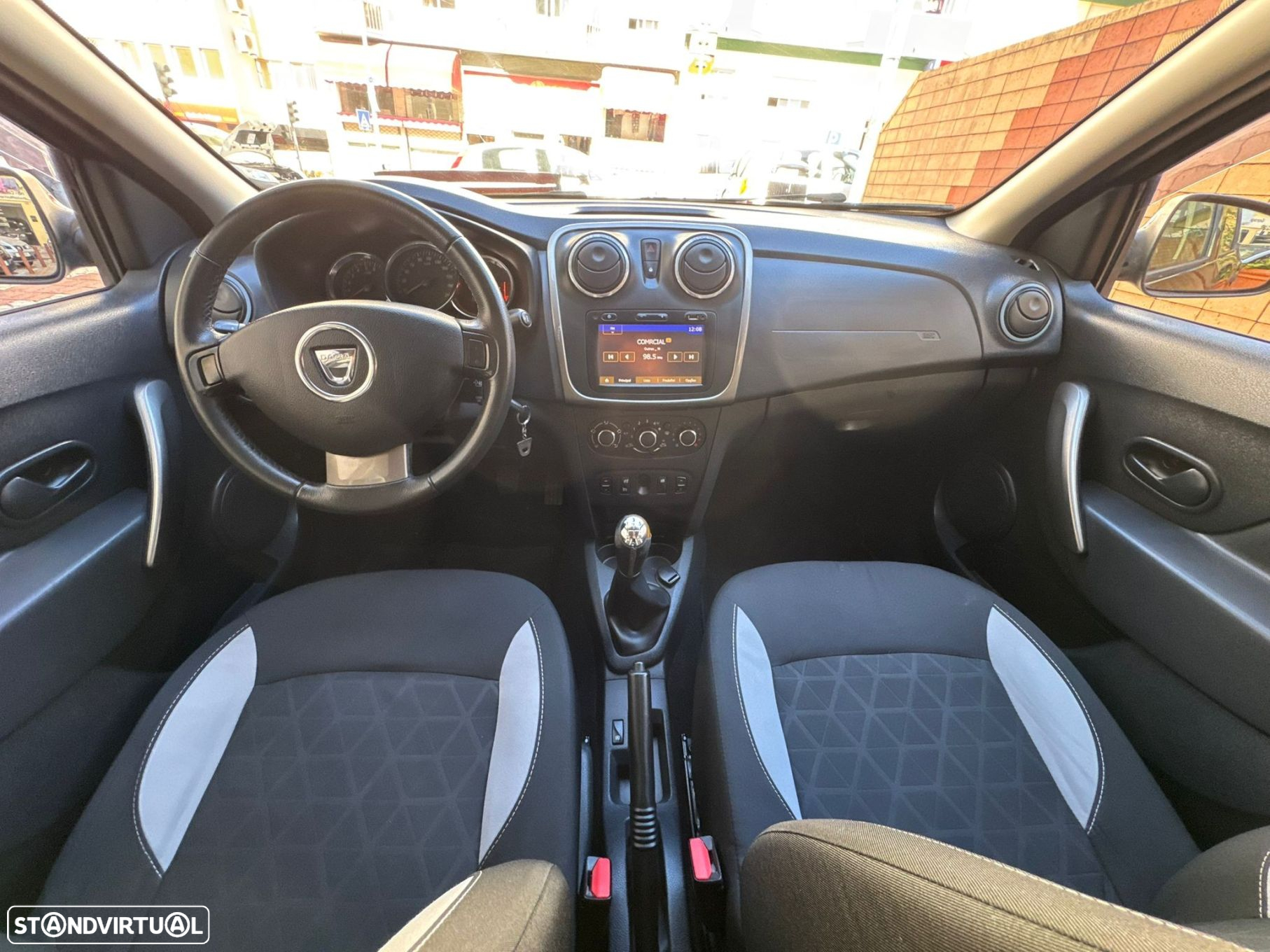 Dacia Sandero 0.9 TCe SL Stepway of Life - 10