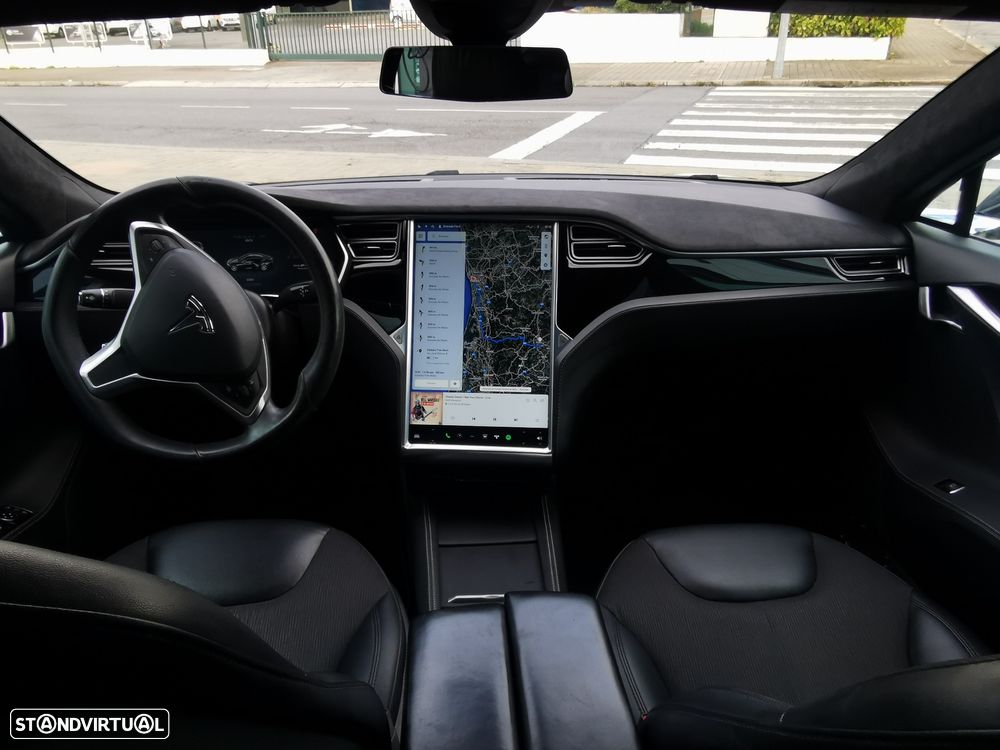 Tesla Model S 85 - 6