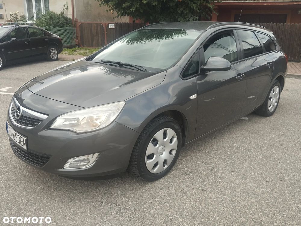 Opel Astra 1.4 T Cosmo - 4