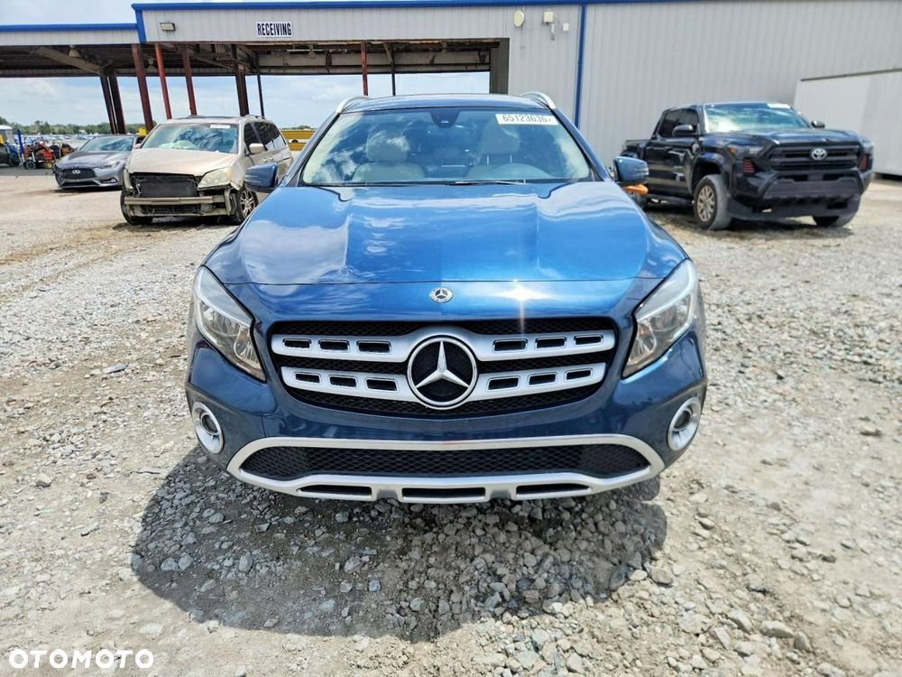 Mercedes-Benz Gla 2019 photo 5
