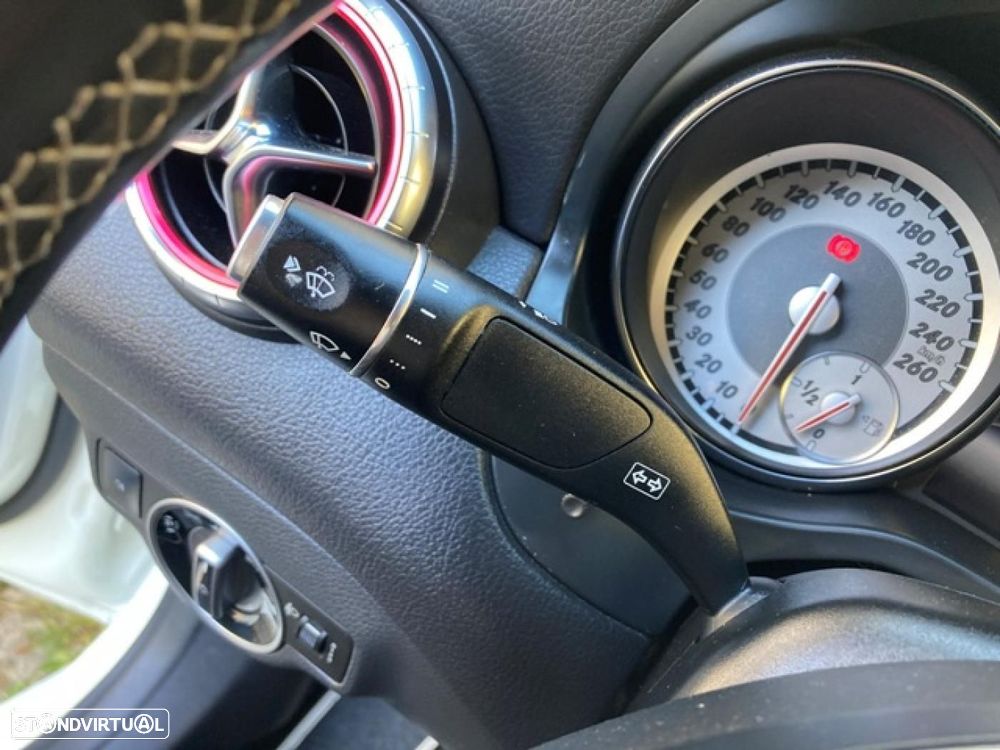 Mercedes-Benz CLA 180 d AMG Line - 14