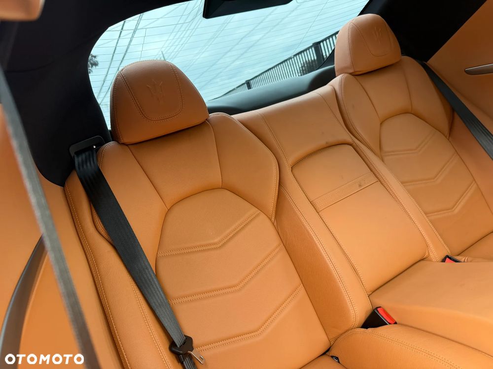 Maserati GranTurismo - 15