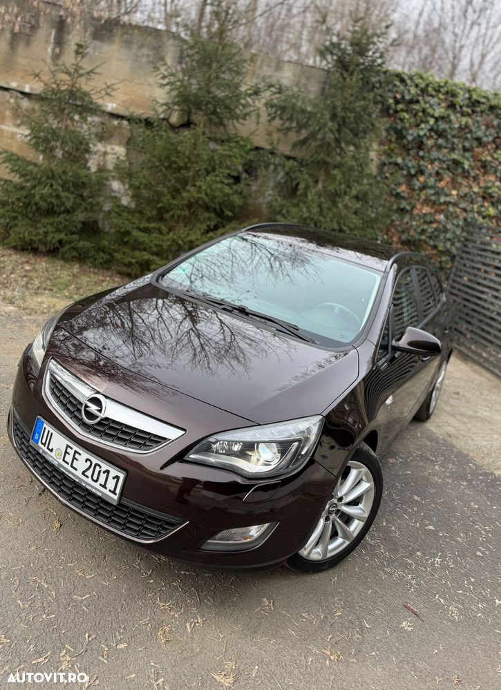 Opel Astra 2.0 CDTI Exklusiv - 4