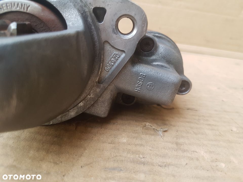 VW Phaeton rozrusznik bosch 6.0 w12 - 8