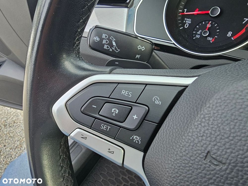 Volkswagen Passat - 40