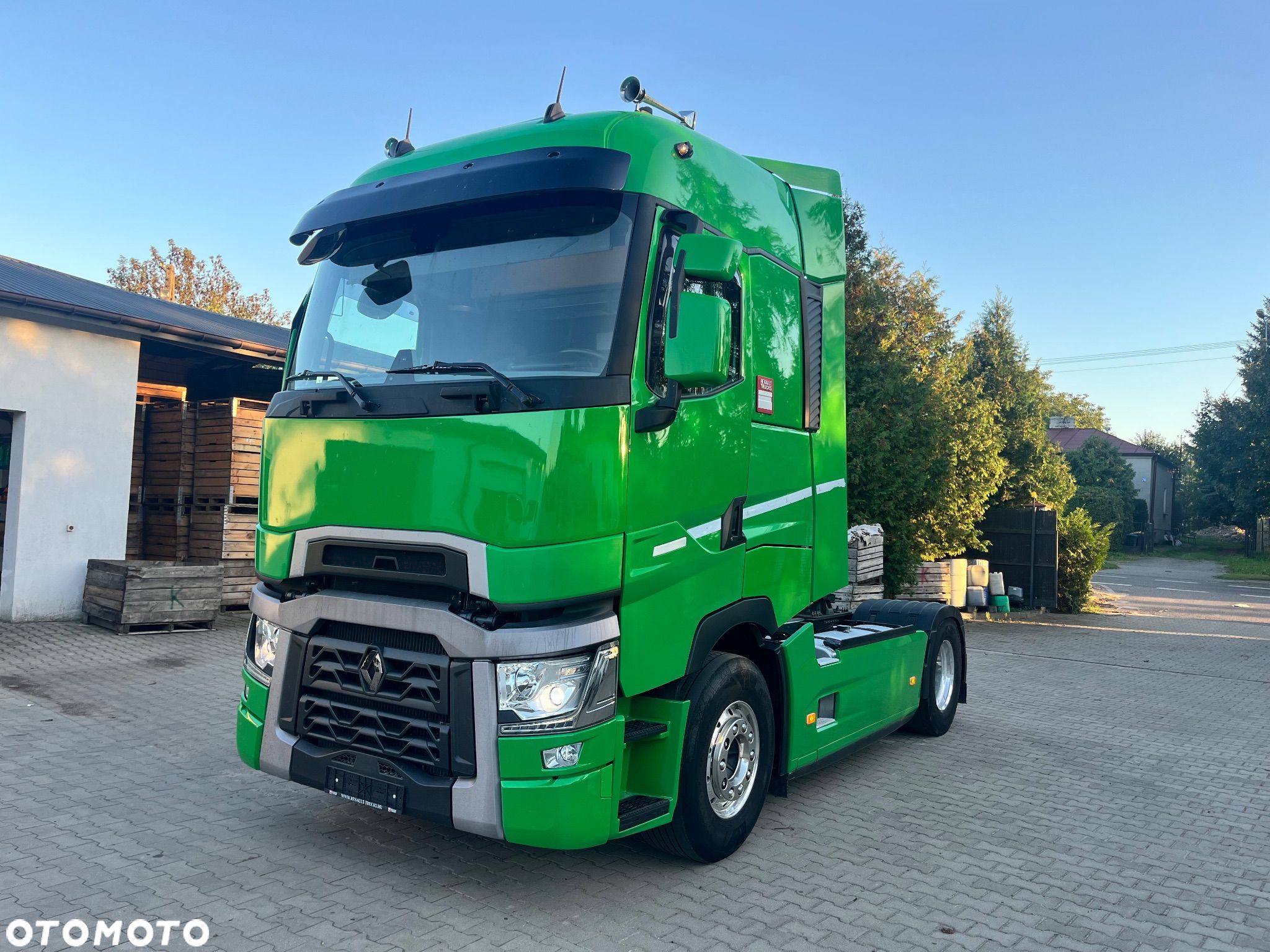 Renault T 520 / Sprowadzony / Klima postojowa / poduszki przód+tył / po złotym kontrakcie - 1