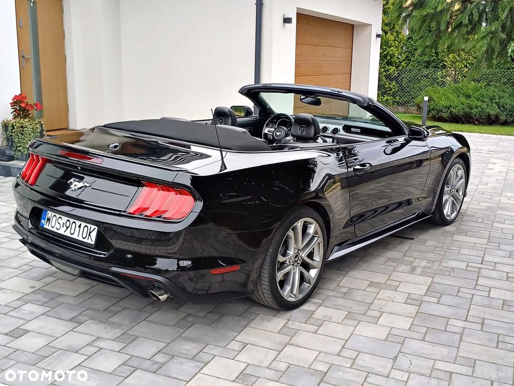 Ford Mustang 2.3 EcoBoost - 28