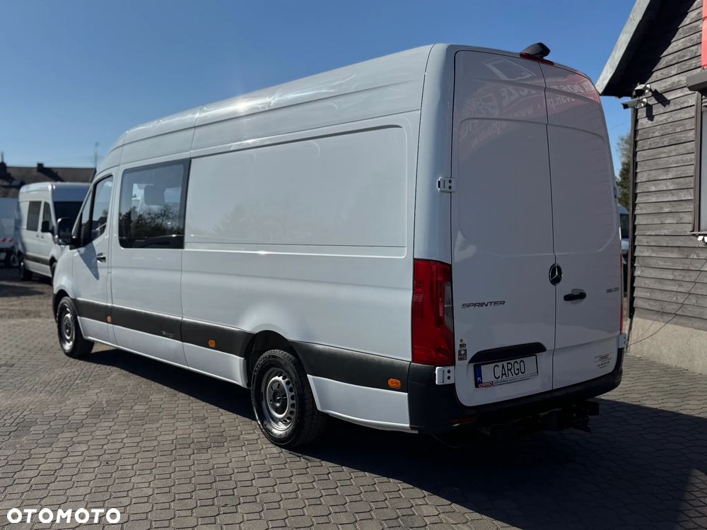 Mercedes-Benz SPRINTER - 4