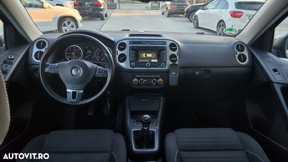 Volkswagen Tiguan 2.0 TDI DPF BlueMotion Technology Cup Sport & Style - 14