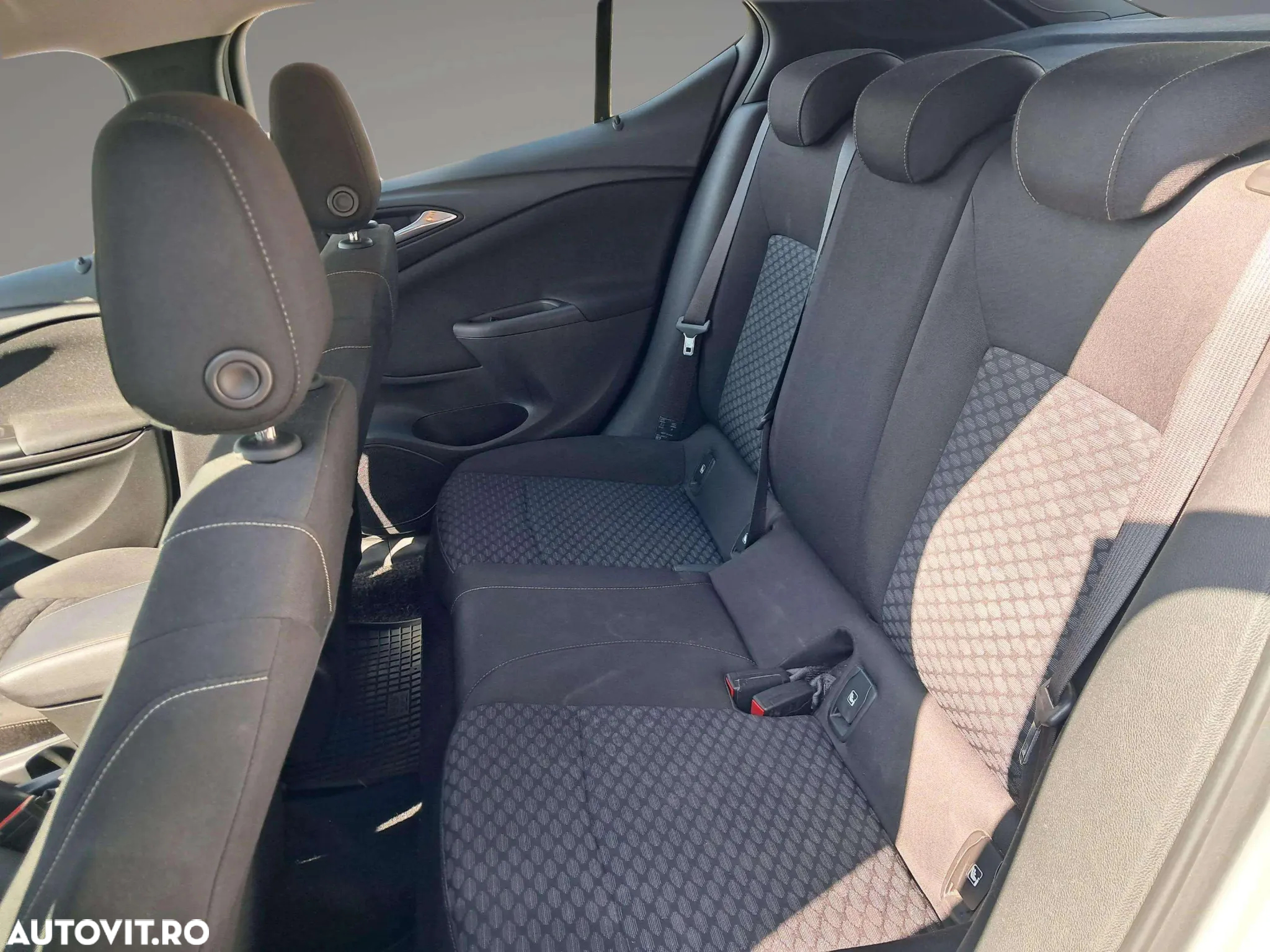 Opel Astra - 14