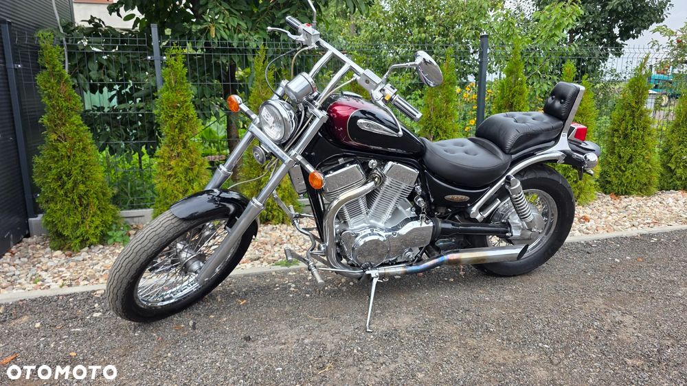 Suzuki Intruder - 8