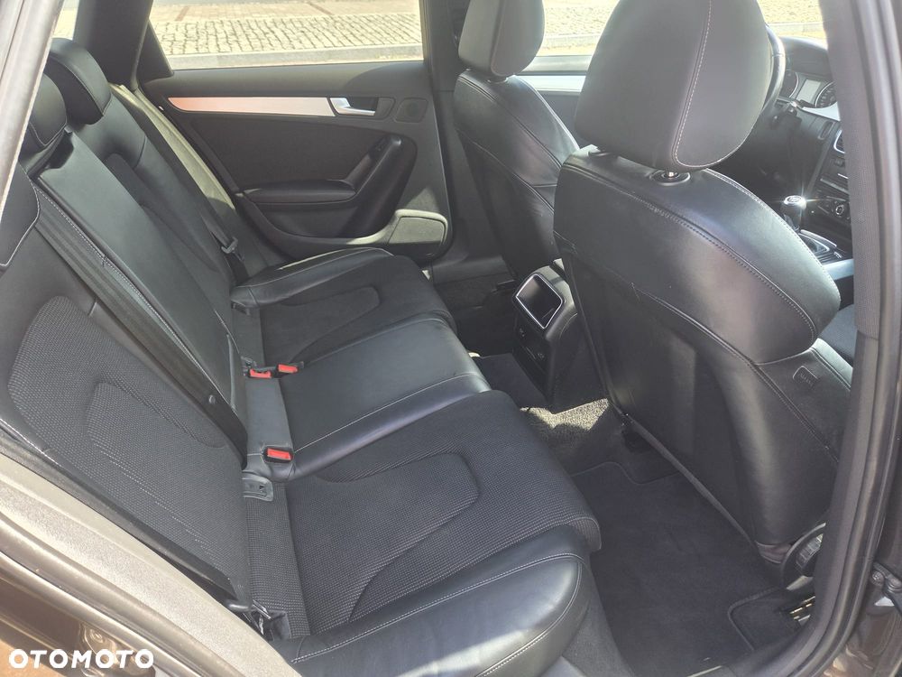 Audi A4 Avant 2.0 TDI DPF quattro S line Sportpaket (plus) - 18
