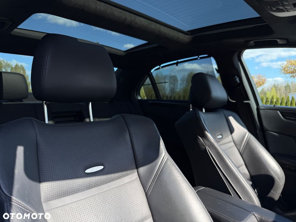Mercedes-Benz Klasa E 63 AMG AMG Speedshift 7G-MCT - 22