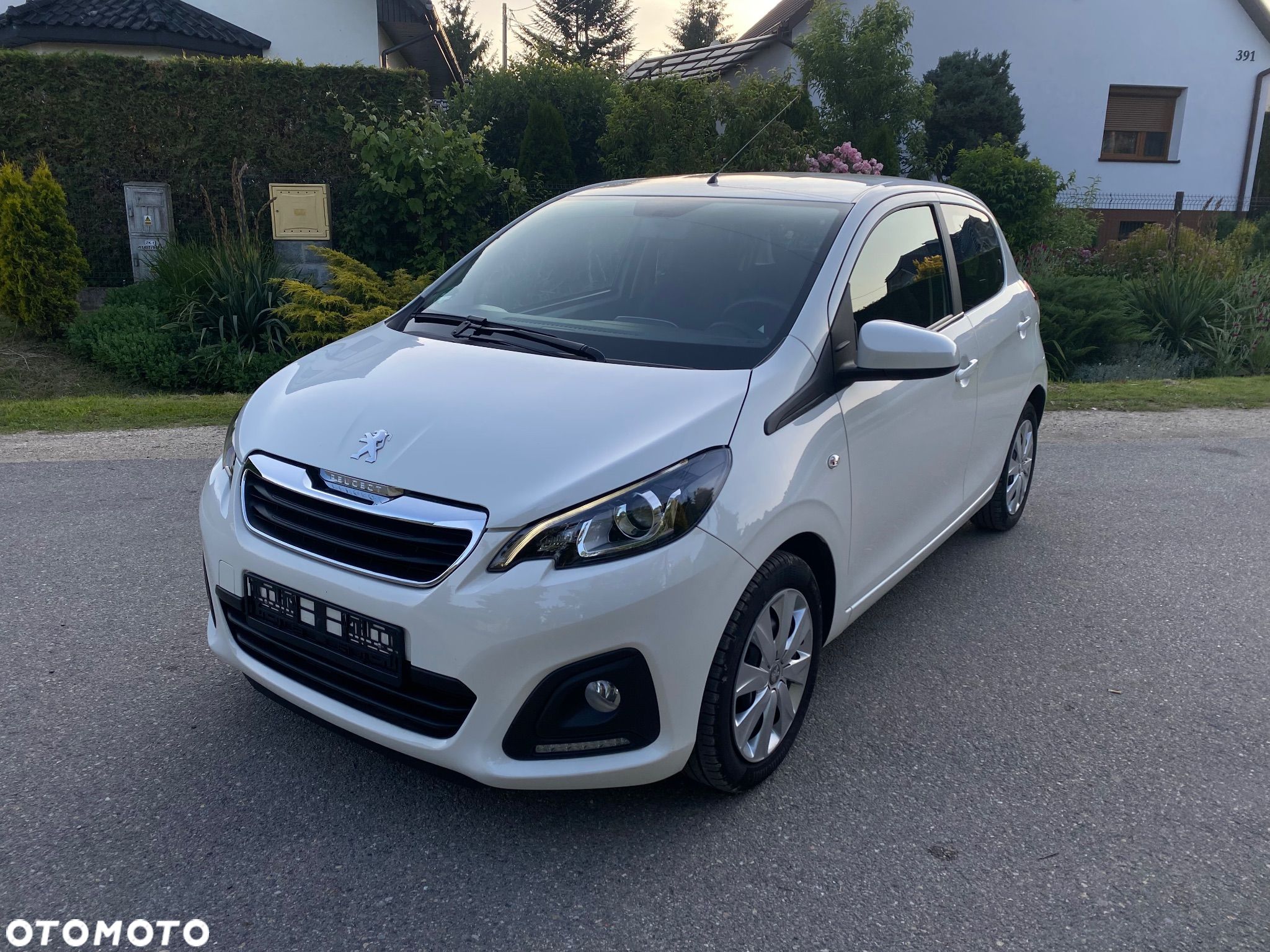 Peugeot 108 PureTech 82 Style - 1